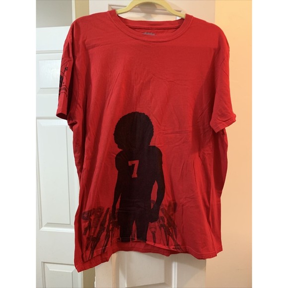 Colin Kapernick Served Fresh Red Short Sleeve T-Shirt Size L Large - Picture 1 of 6